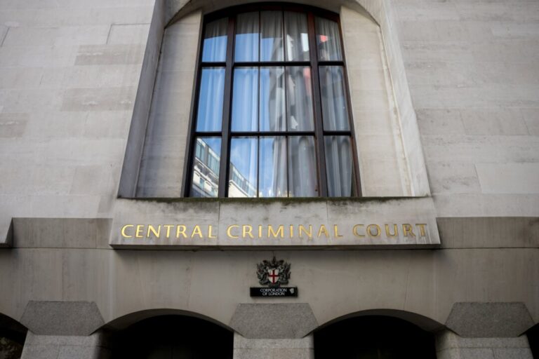 norwegian-teen-hired-by-iran-linked-crime-network-to-commit-uk-murder,-say-prosecutors