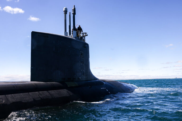 vice-admiral-expects-used-aukus-submarines-to-have-20-year-lifespan