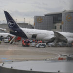 several-injured-in-boeing-787-nose-gear-collapse-in-frankfurt