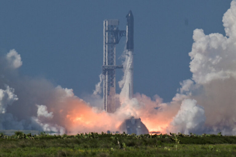 countdown-to-liftoffwhat-to-know-about-the-spacex-ipo
