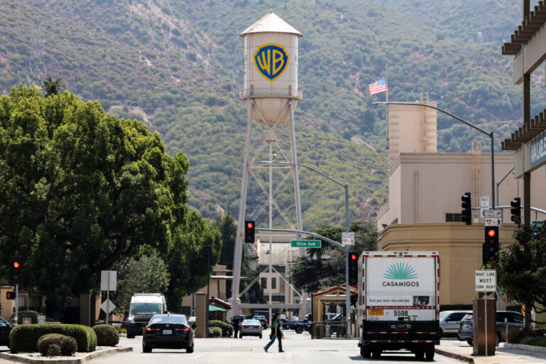 EU Examines Middle East Funding Behind Paramounts Warner Acquisition