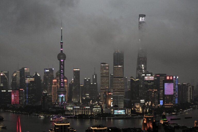 Nearly Half of US Firms Surveyed Hold Back on China Investment Despite Profits