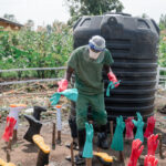 american-doctor-who-had-ebola-returns-to-us