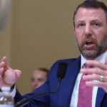 us-security-chief-says-one-suspected-terrorist-is-arrested-at-canadian-border-almost-weekly