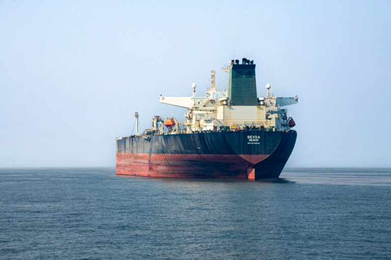 crude-oil-prices-fall-30%-in-30-days