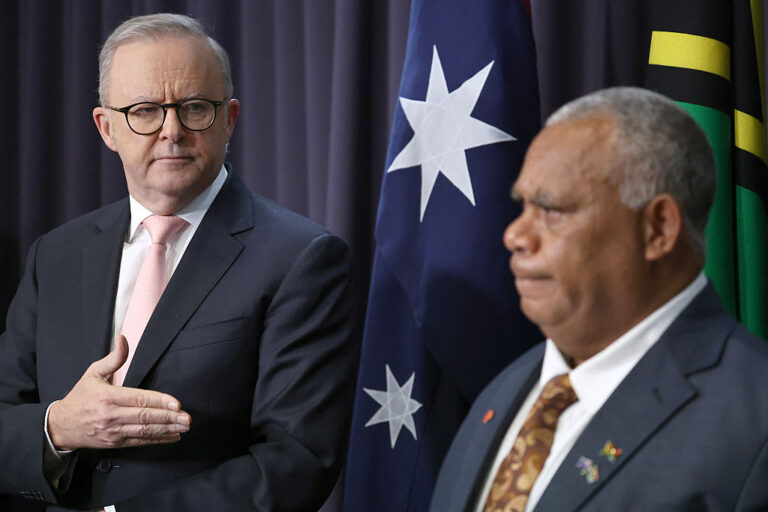 australia-and-vanuatu-seal-landmark-security-and-economic-agreement