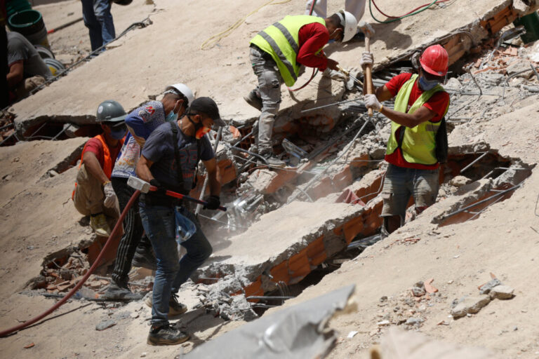 search-continues-for-venezuela-earthquake-victims