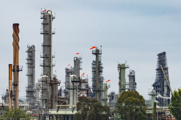 oil-prices-drop-31-percent-in-second-quarter,-worst-quarterly-loss-since-pandemic