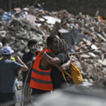 live-now:-rescue-teams-attempt-to-pull-survivor-from-venezuela-rubble