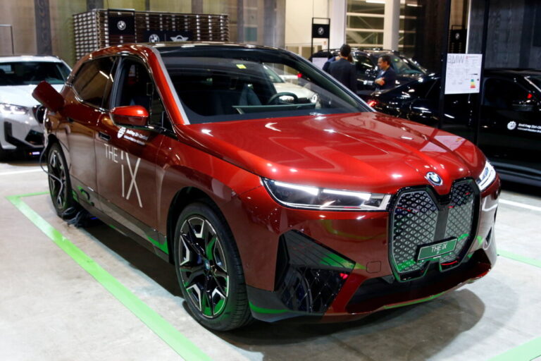 bmw-recalls-nearly-30,000-vehicles-for-fire-risk,-issues-park-outside-alert