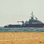 us-launches-more-iran-strikes,-imposes-naval-blockade