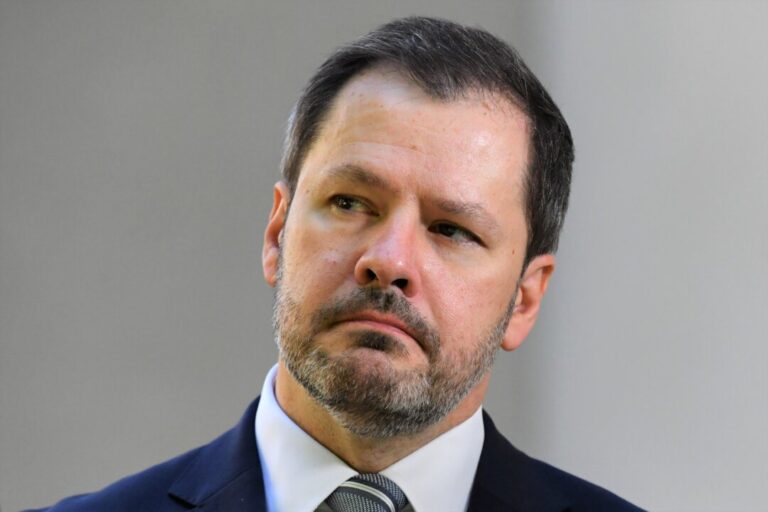 labor-mp-warns-party-could-lose-support-like-the-us-democrats-over-gaza-issue