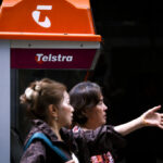 telstra-took-44-minutes-to-report-triple-zero-outage-to-regulator,-inquiry-hears