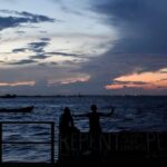 ferry-carrying-133-people-capsizes-off-guyanas-coast,-leaving-dozens-missing