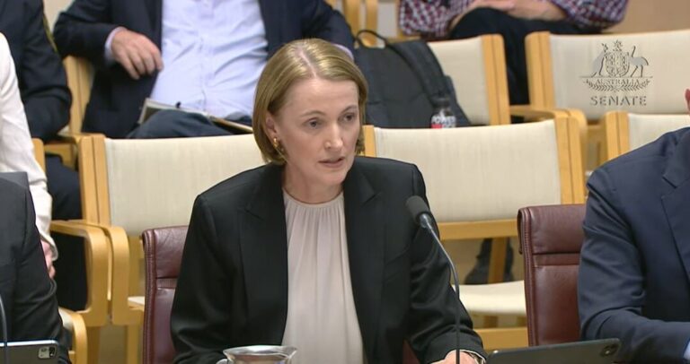 telstra-warned-of-server-issue-in-2022-before-july-8-nationwide-outage:-senate-inquiry