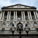 uk-inflation-cools-to-2.6-percent-as-fuel,-food-prices-fall