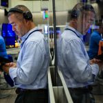 us-investors-rethink-bonds-role-as-inflation-reshapes-portfolios