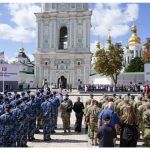 ukraine-wants-peace-but-wont-surrender,-zelenskyy-says