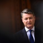 victorian-government-to-cut-140-executive-public-service-roles-to-try-save-$100-million