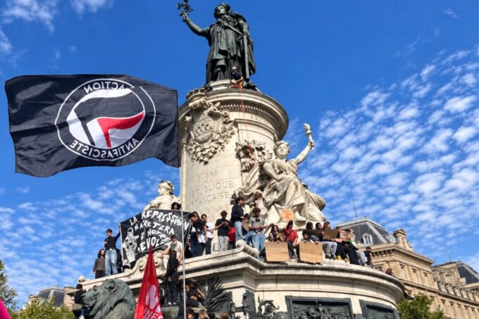 256,000-join-protests-across-france-marked-by-far-left-chants,-clashes-with-police-over-school-conditions
