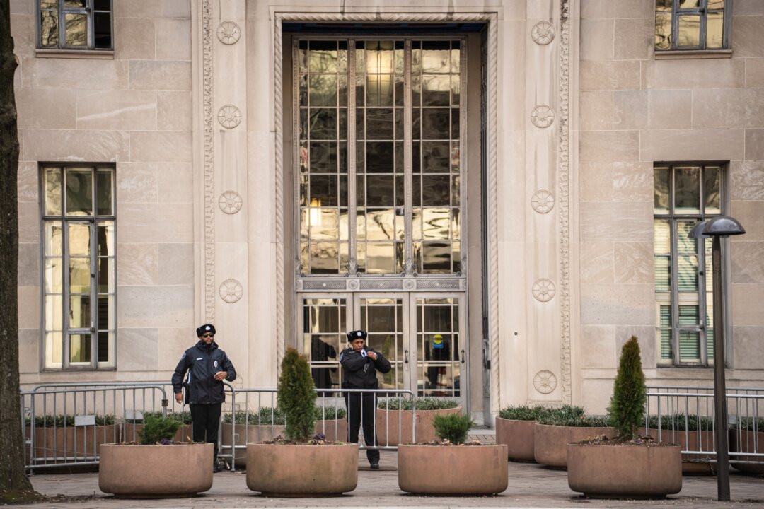 dozens-of-arrests,-millions-of-accounts-removed-in-west-africa-scam-disruption,-doj-says