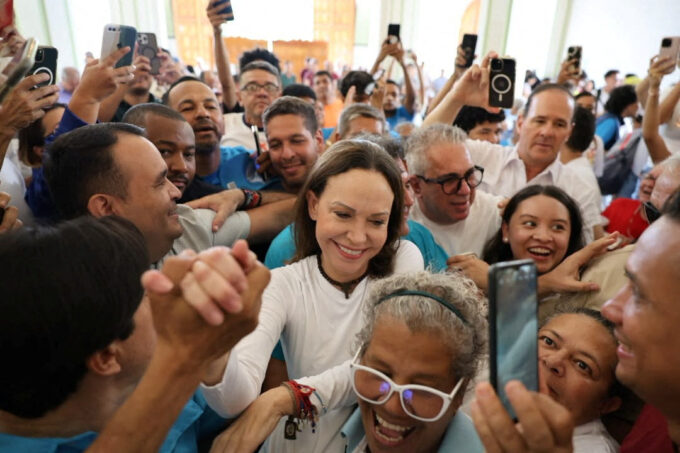 opposition-leader-machado-returns-to-venezuela