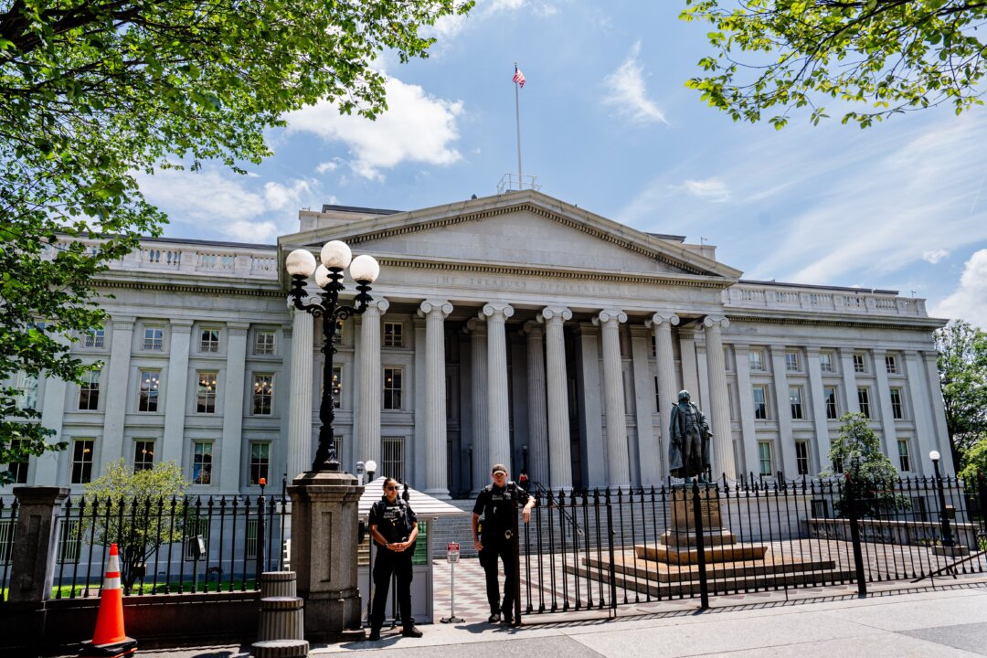 treasury-proposes-expanding-us-investment-curbs-on-chinese-ai,-biotech