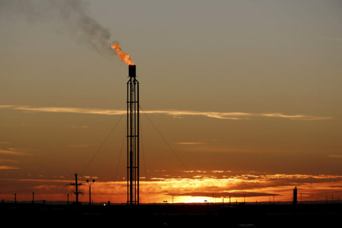 eqt-to-buy-range-resources,-creating-largest-us-natural-gas-producer
