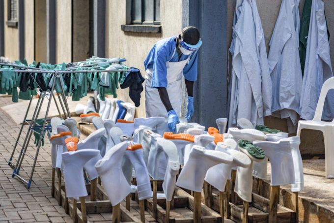uganda-imposes-quarantine-on-those-who-visited-congo-in-bid-to-fight-ebola